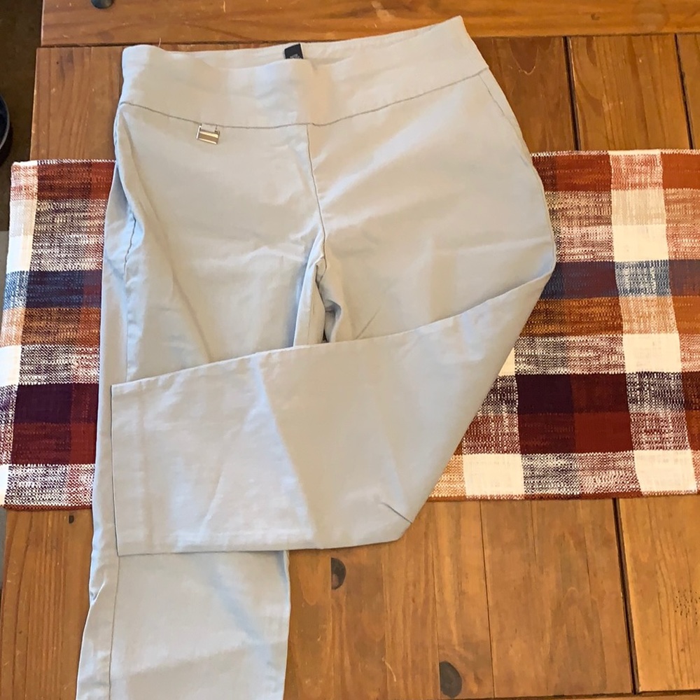 Women’s Alfani Capris - Grey - Size 8
